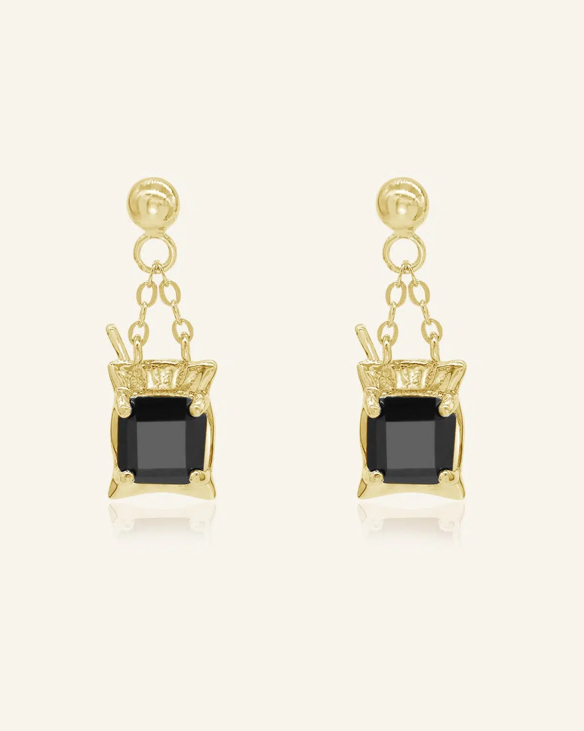 Dabao Studs Black Spinel Yellow Gold